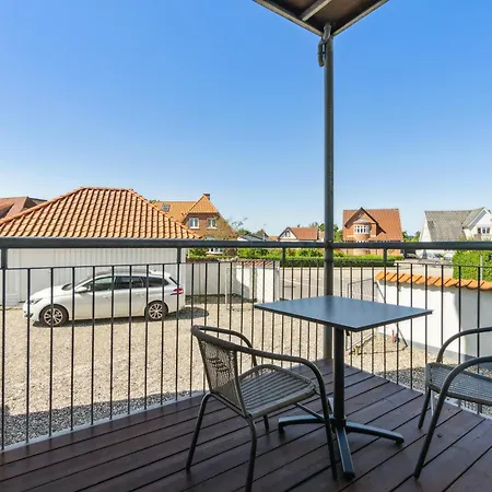 Charmerende 2br M Privat Parkering *