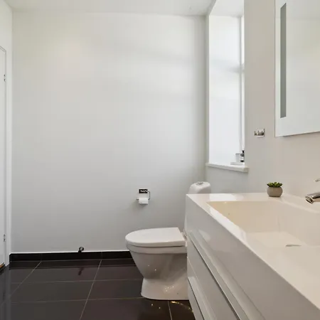 דירה Charmerende 2br M Privat Parkering