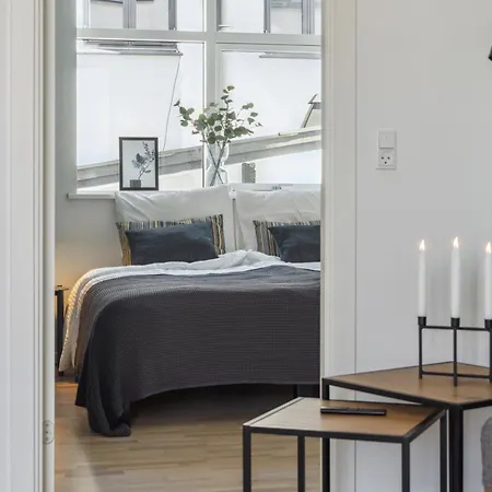 Charmerende 2br M Privat Parkering אולבורג